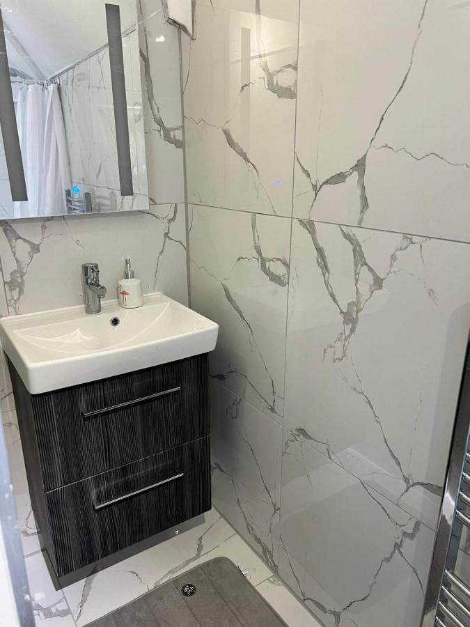 Lovely 2 Bedroom Flat With Roof Terrace In London Nw6 Luaran gambar