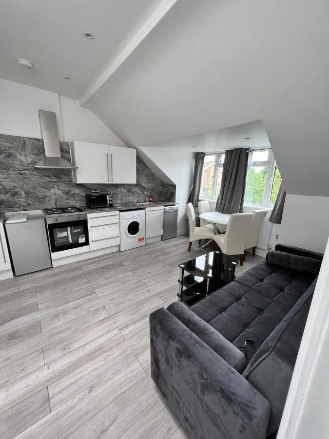 Lovely 2 Bedroom Flat With Roof Terrace In London Nw6 Luaran gambar