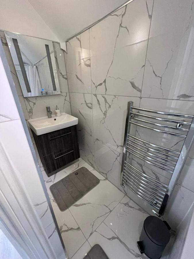 Lovely 2 Bedroom Flat With Roof Terrace In London Nw6 Luaran gambar