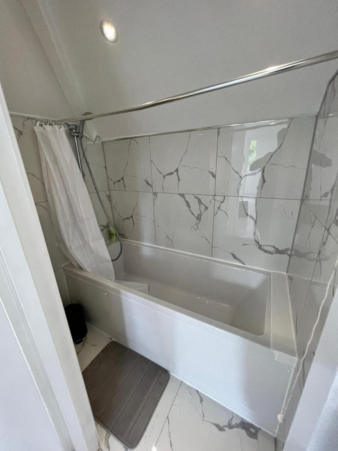 Lovely 2 Bedroom Flat With Roof Terrace In London Nw6 Luaran gambar